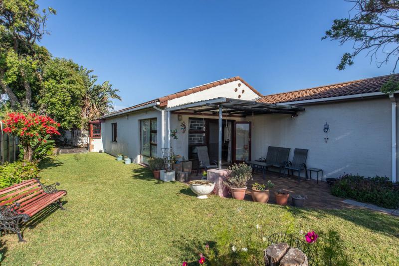 To Let 3 Bedroom Property for Rent in Kirstenhof Western Cape